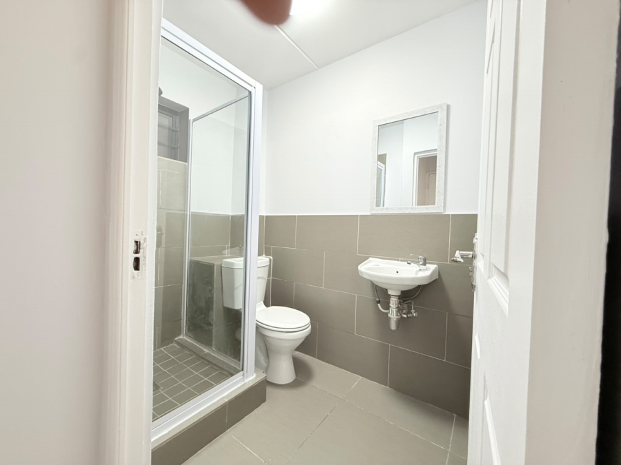 2 Bedroom Property for Sale in Parklands North Western Cape